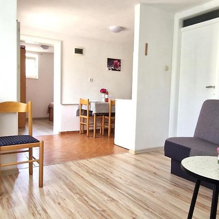 Apartment Jagoda Krk Town Bagian luar foto