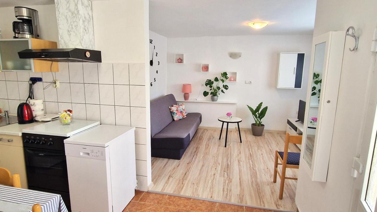 Apartment Jagoda Krk Town Bagian luar foto