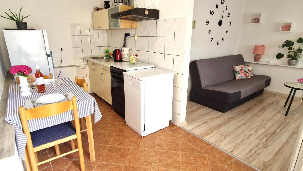 Apartment Jagoda Krk Town Bagian luar foto